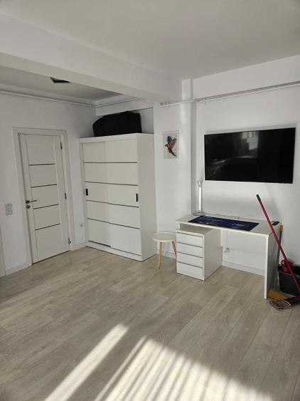 Apartament cu 2 camere semidecomandat în Florești