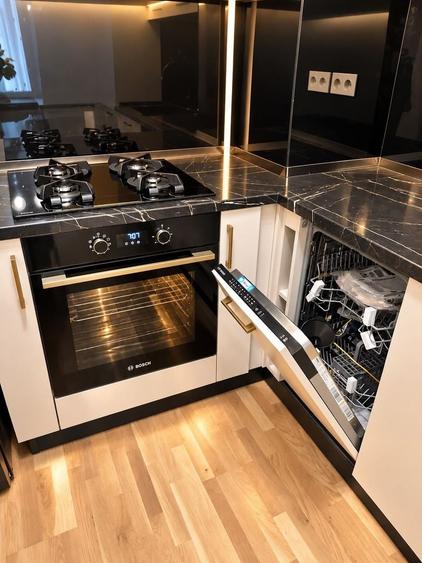 Apartament cu 2 camere decomandat, mobilat în Băneasa