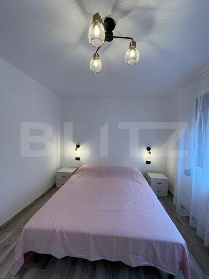 Apartament cu 3 camere semidecomandat, mobilat în Câmpia Turzii
