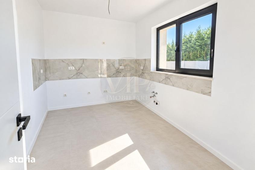 Casă cu 3 camere cu Teren 300 Mp în Micești