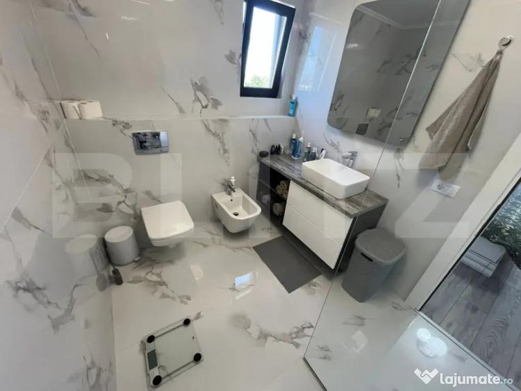 Casă cu 5 camere cu Teren 604 Mp în Central