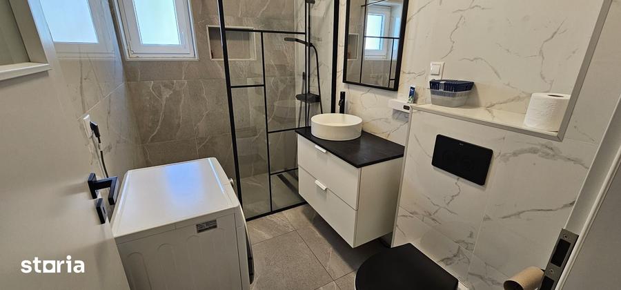 Apartament cu 2 camere decomandat în Sud