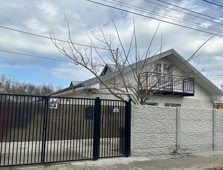 Casă cu 3 camere în Central