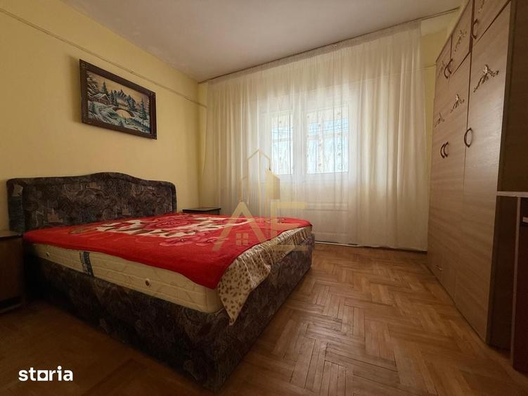 Apartament cu 3 camere decomandat în Nănești