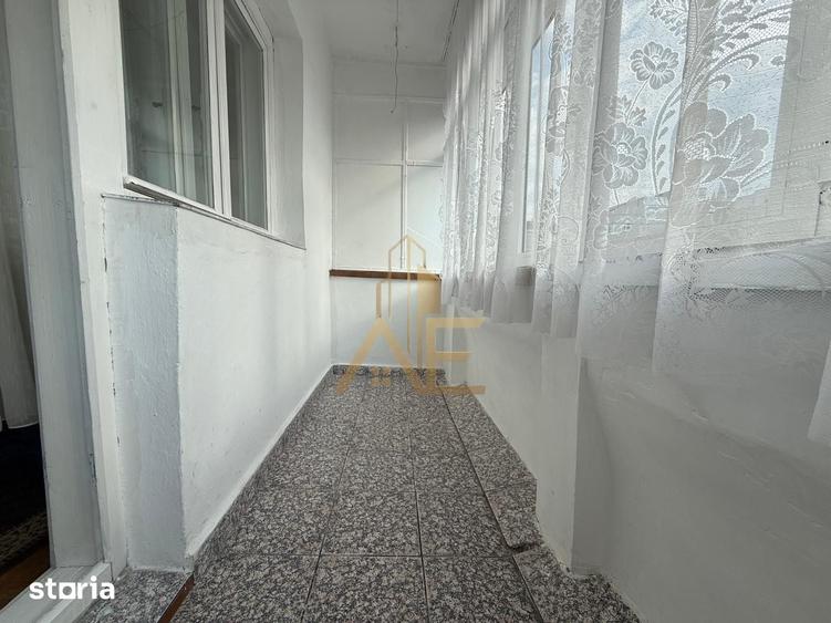 Apartament cu 3 camere decomandat în Nănești