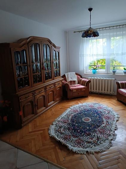 Apartament cu 4 camere decomandat în Dragoș Vodă