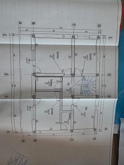 Casă cu 4 camere în Brănești