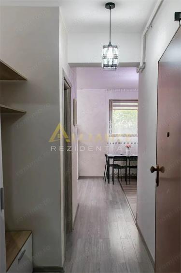 Apartament cu 2 camere semidecomandat, mobilat în Metalurgiei