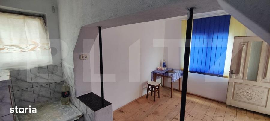 Casă cu Teren 1755 Mp în Malu cu Flori