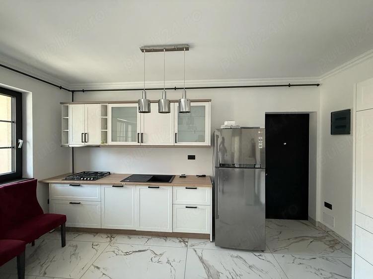 Apartament cu 2 camere semidecomandat, mobilat în Giroc