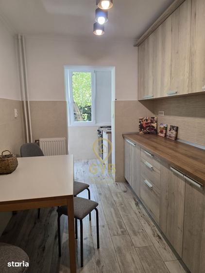 Apartament cu 2 camere decomandat în Decebal