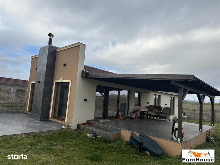 Casă cu 3 camere în Central