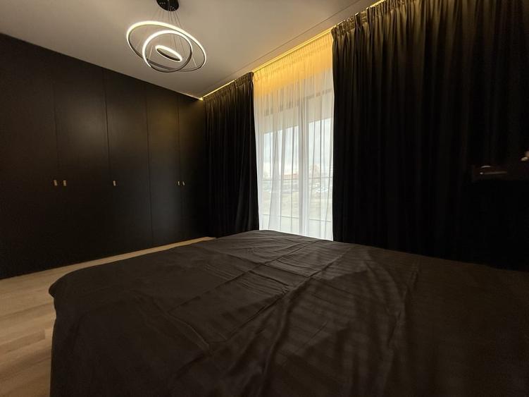Apartament cu 3 camere decomandat în Barbu Văcărescu