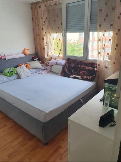 Apartament cu 3 camere decomandat în Dărmănești