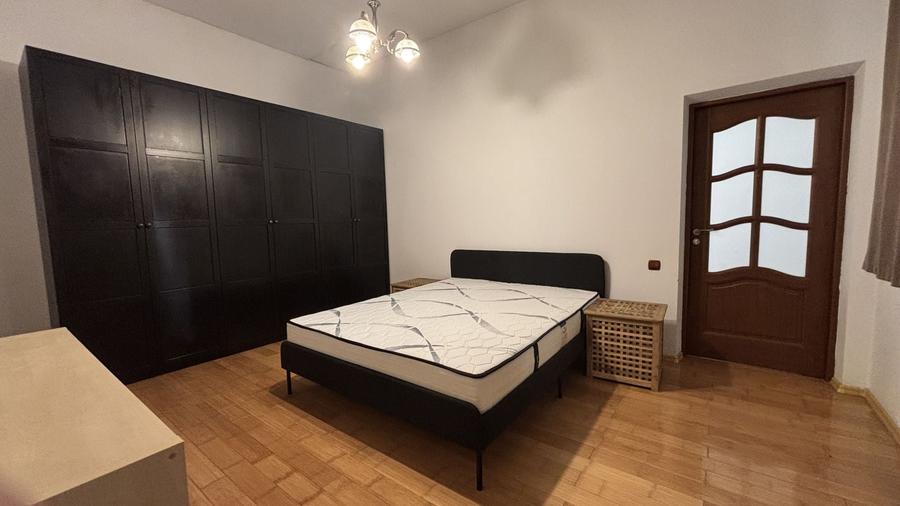 Apartament cu 2 camere, mobilat în Națiunile Unite