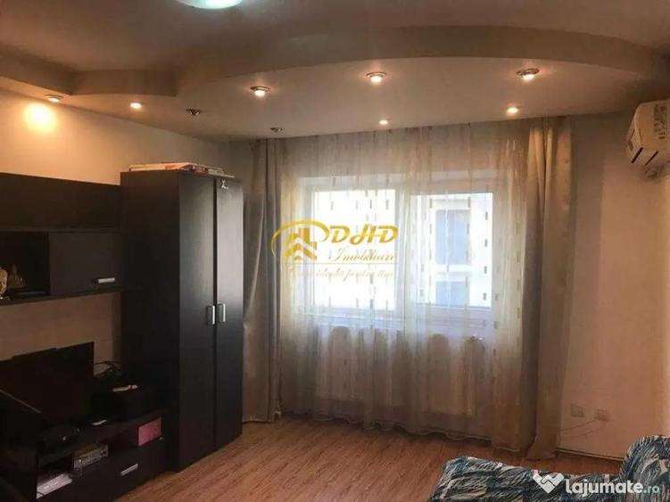 Apartament cu 2 camere decomandat în Nicolina