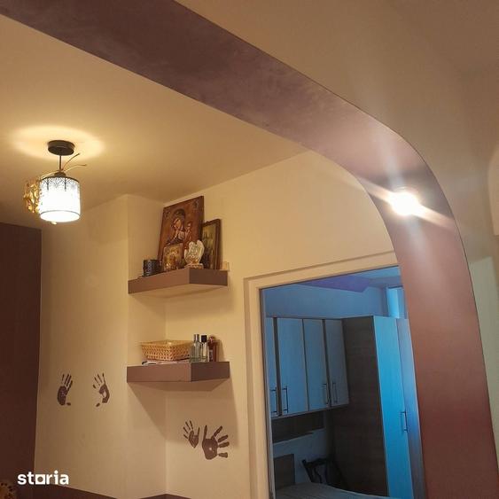 Apartament cu 2 camere decomandat în Neptun