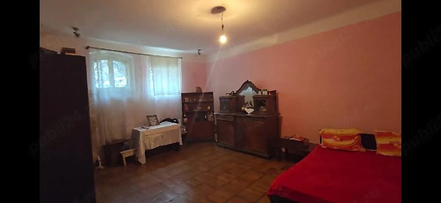 Apartament cu 4 camere decomandat în Magheru