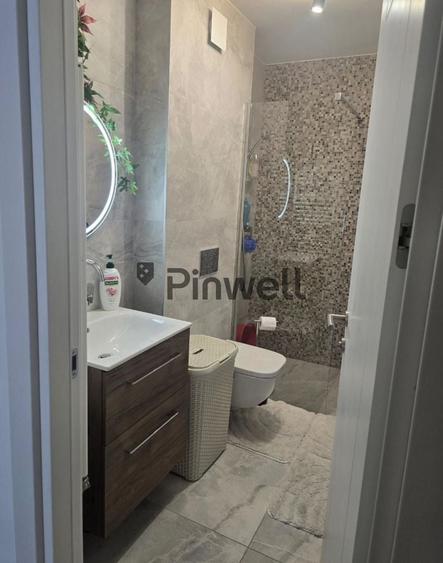 Apartament cu 3 camere decomandat, mobilat în Străulești