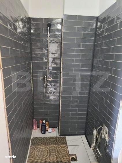 Apartament cu 3 camere semidecomandat în Cuzdrioara