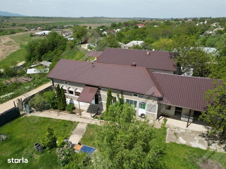Casă cu 4 camere semidecomandat în Diocheți-Rediu