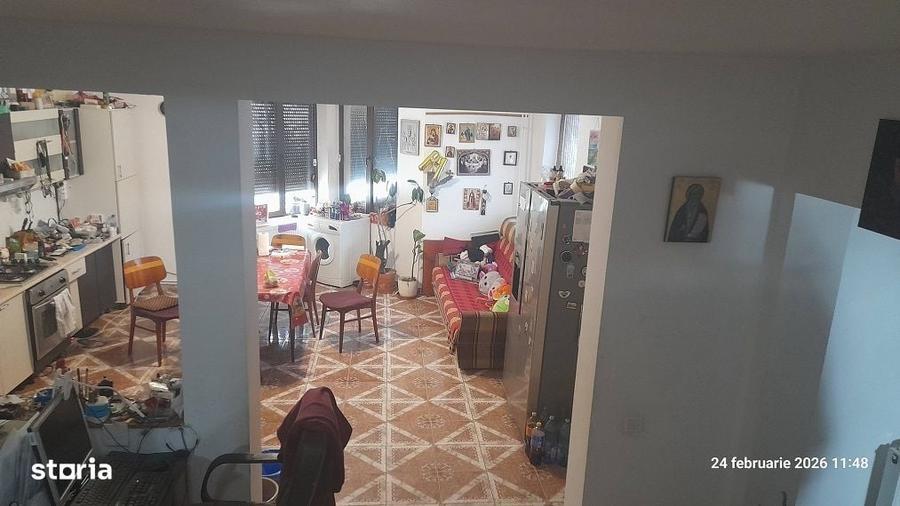 Casă cu 3 camere în Dudu