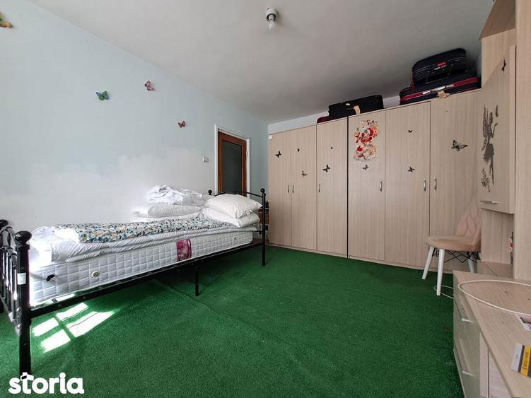 Apartament cu 2 camere decomandat în Tei