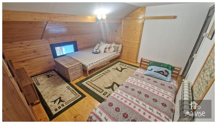 Casă individuală cu 5 camere cu Canalizare în Drajna