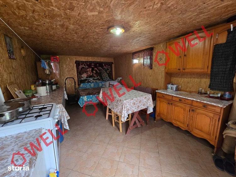 Casă cu 4 camere în Zăbrătău