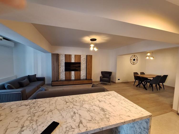 Apartament cu 2 camere decomandat, mobilat în Unirii