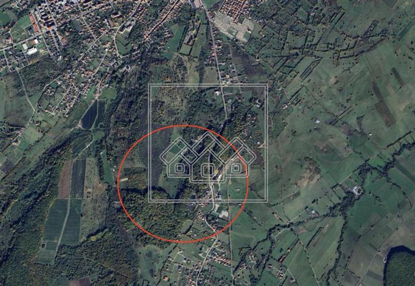 Teren agricol extravilan de 1500 mp, în Central