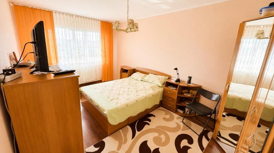Apartament cu 2 camere decomandat în Astra
