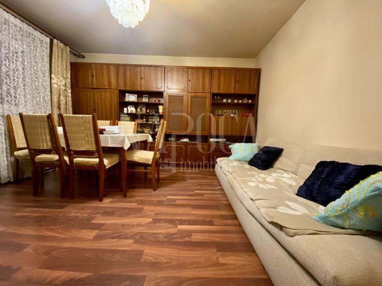 Apartament cu 4 camere decomandat în Mărăști