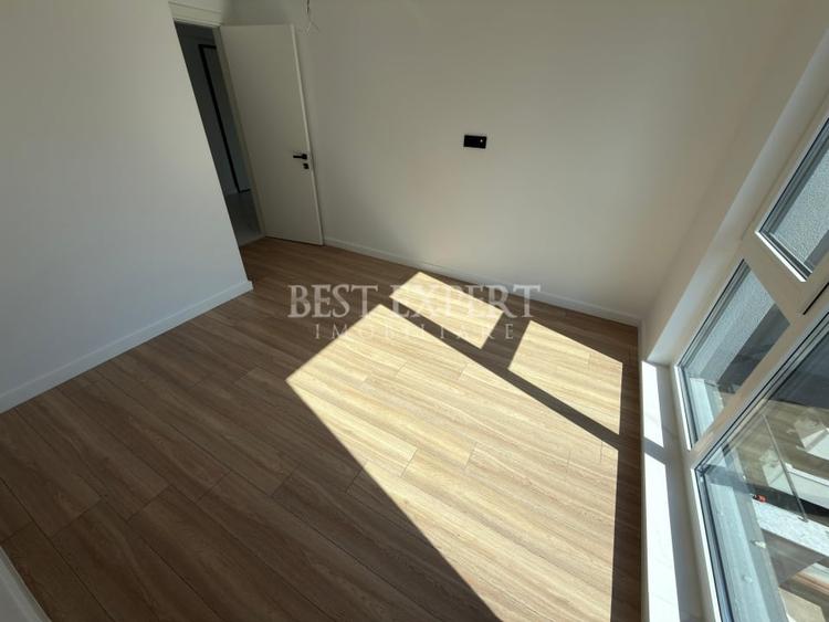 Apartament cu 2 camere decomandat în Theodor Pallady