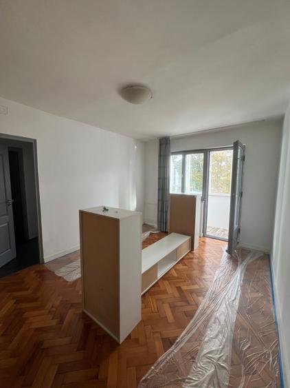 Apartament cu 2 camere semidecomandat, mobilat în Mănăștur