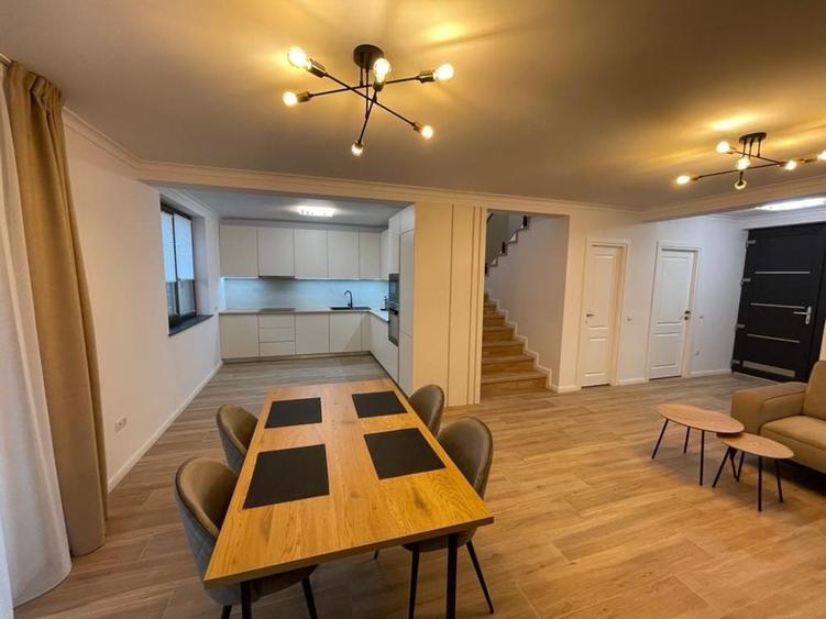 Inchiriez parte de duplex zona Victoriei - 5