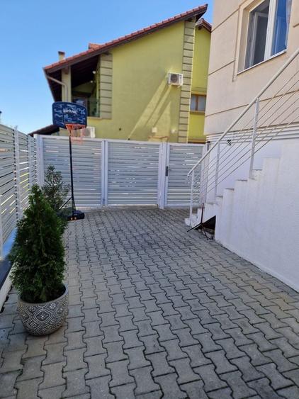Apartament cu 3 camere în Ștrand