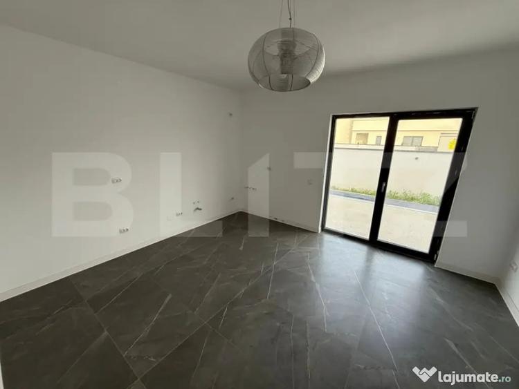 Casă cu 5 camere cu Teren 371 Mp în Central