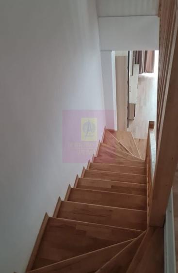 Casă cu 4 camere cu Teren 125 Mp în Drumul Taberei