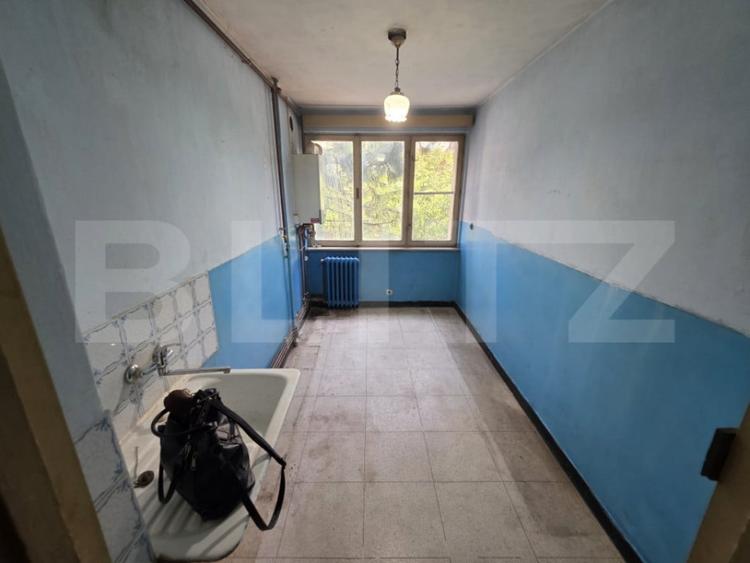 Apartament cu 2 camere semidecomandat în Tudor