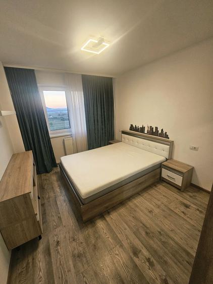 Apartament cu 2 camere decomandat în Vest