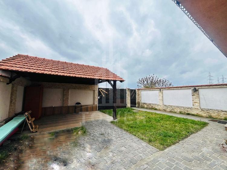 Casă individuală cu 5 camere cu Canalizare în Veterani