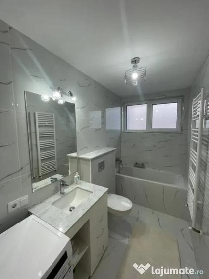 Apartament cu 2 camere semidecomandat, mobilat în Independenței