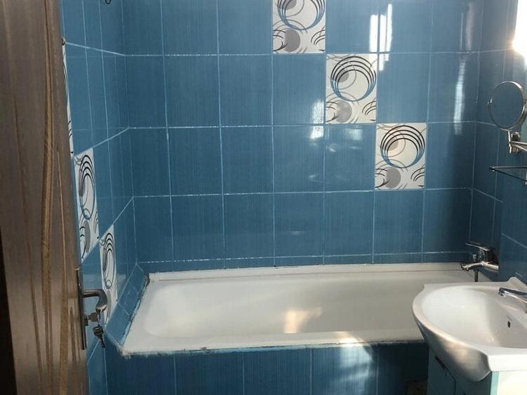 Apartament cu 2 camere semidecomandat, mobilat în 1 Mai