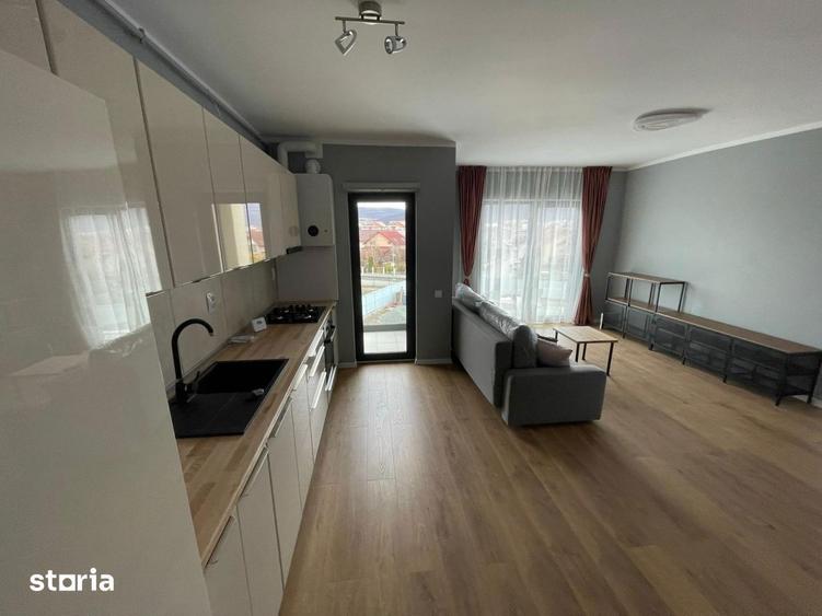Apartament cu 3 camere, mobilat în Florești