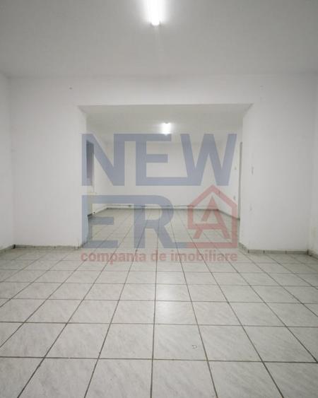 Apartament cu 5 camere decomandat în Parcul Carol