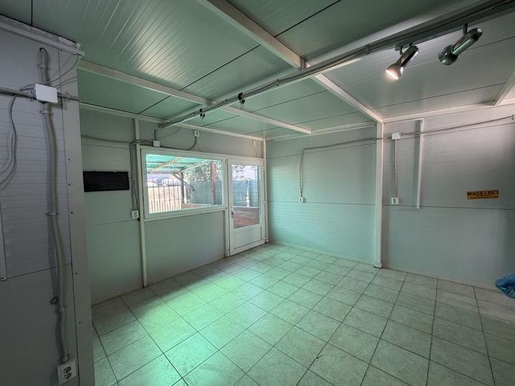 Spațiu comercial, de 23 mp, în Tunari
