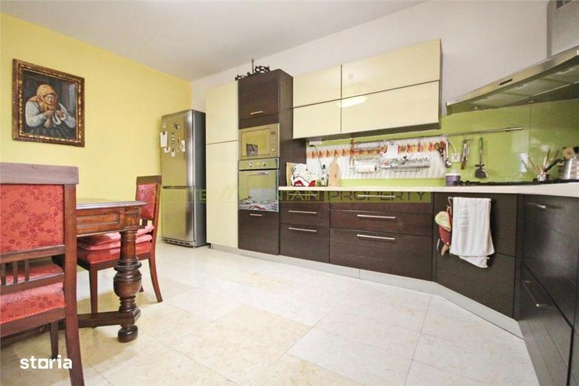 Apartament cu 2 camere, mobilat în Schei