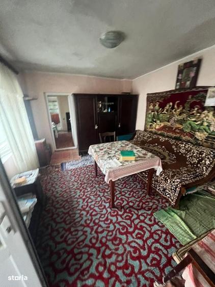 Casă cu 3 camere în Central