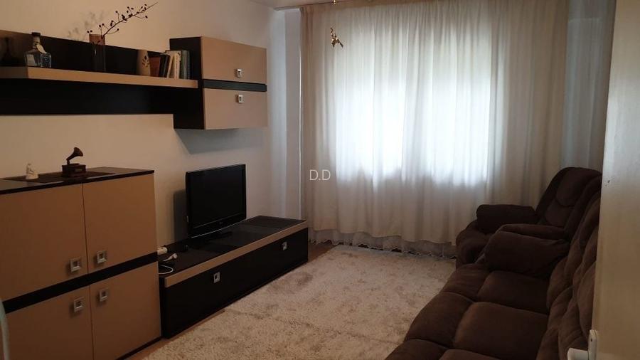 Proprietar inchiriez apartament 2 camere Militari-Lujerului